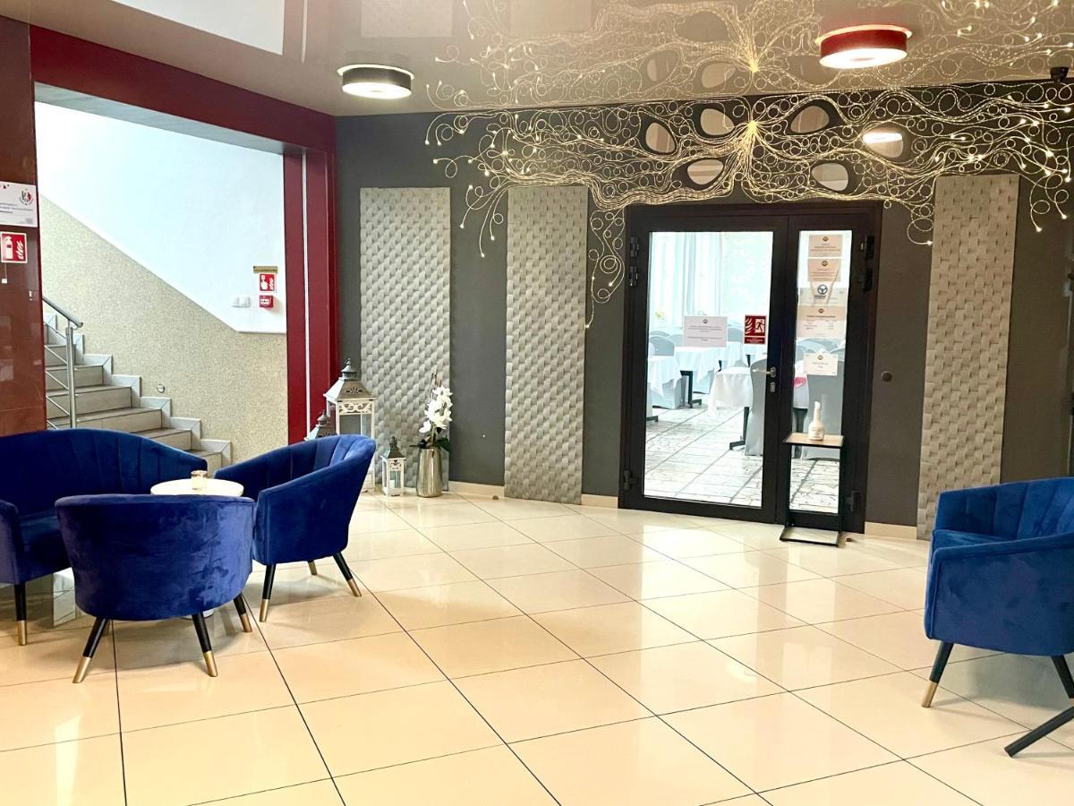 אוסטראון Gwarek Centrum Wypoczynkowe מראה חיצוני תמונה