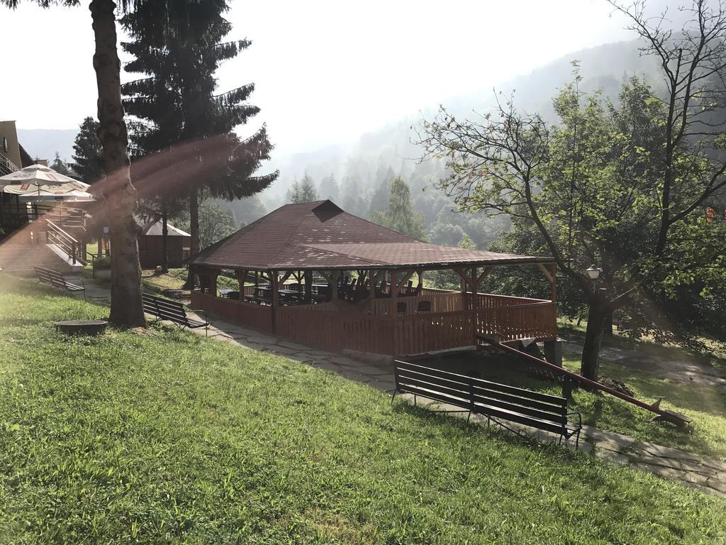 אוסטראון Gwarek Centrum Wypoczynkowe מראה חיצוני תמונה